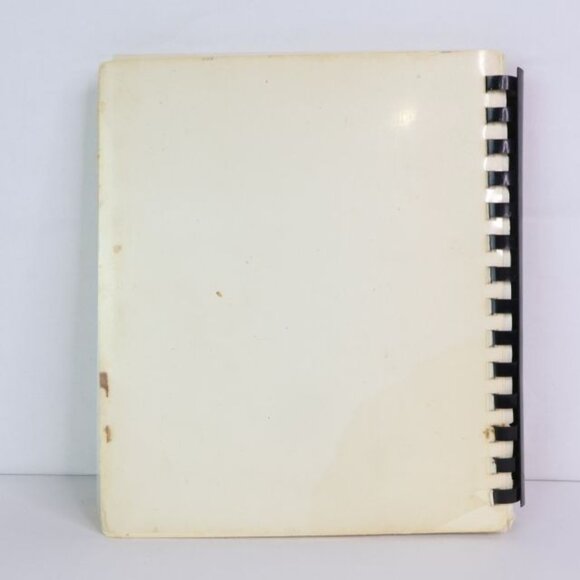 Vintage Island United Methodist Church Cookbook Muscatine IA Midwest Recipes - Picture 9 of 11